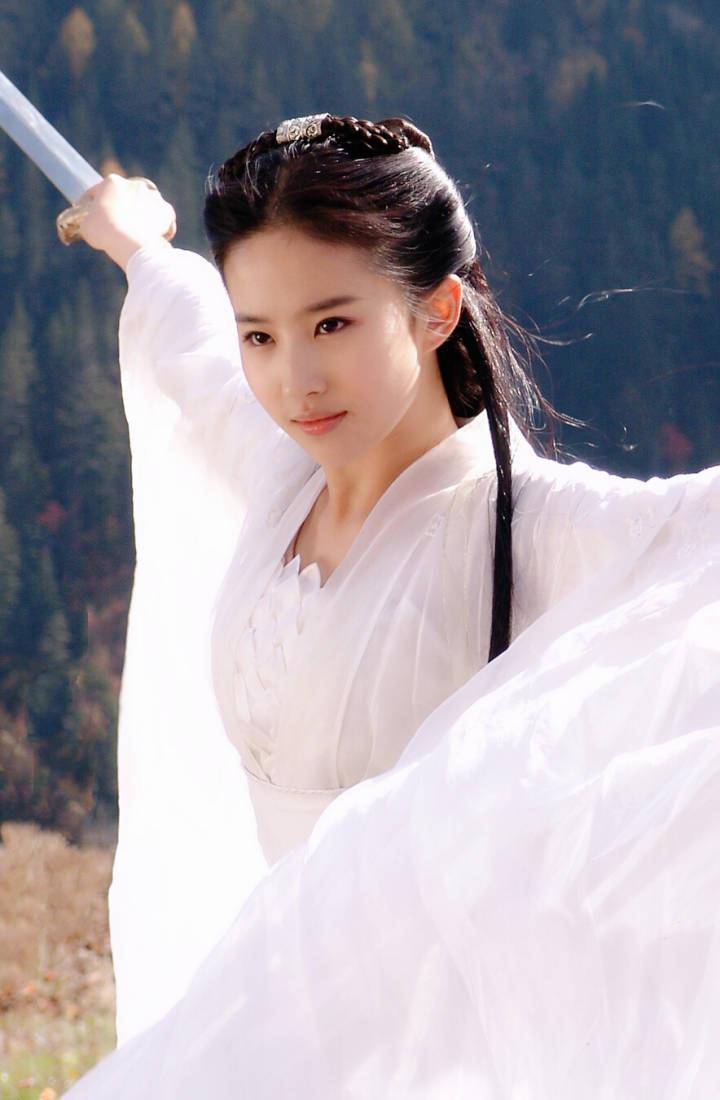 娱乐圈没整过容的明星_张檬整容前后对比_整容毁掉事业的女明星