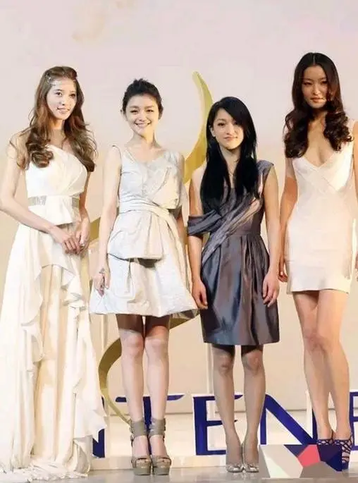 女明星身高与颜值不匹配_朱茵身高153cm演技颜值惊艳_娱乐圈哪些女名星很矮