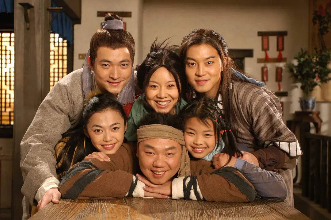 搞笑一家人国语在线观看韩剧网_搞笑一家人重聚 崔民勇 罗文姬